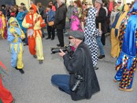 Faschingsveranstaltung "Fetzenzug 2017" in Ebensee am Traunsee, in Oberösterreich : Fasching, Faschingsveranstaltung, Karnevalsveranstaltung, Fetzenzug, Ebensee, Brauchtum, Masken, Pressefotograf, Wolfgang, Spitzbart, fotografieren, Tradition, Traunsee, Salzkammergut, Larven, Faschingslarven, humorvoll, urtümlich, urtuemlich, historisch, Kindergruppe, fotografieren, Kameras, Eulenspiegel