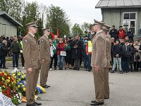 2019 - Feierlichkeiten zur 74. Wiederkehr der Befreiung des Konzentrationslagers Mauthausen, durch amerikanische Truppen  Feierlichkeiten zur 74. Wiederkehr der Befreiung des Konzentrationslagers Mauthausen, durch amerikanische Truppen. Dieses Bild zeigt unkrainische Offiziere während einer Kranzniederlegung, vor dem Ehrenmal im Innenhof des Lagers Mauthausen : #1B#, 74. Befreiungsfeier, 74. Gedenkfeier, Befreiungsfeier, Ehrenmal, Gedenkfeier, Innenhof, KZ, Konzentrationslager, Kranzniederlegung, Mauthausen, Offiziere, Ukraine, Zeremonie, historisch, ukrainisch